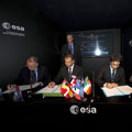 Signature of a contract for High Thrust Engine Project