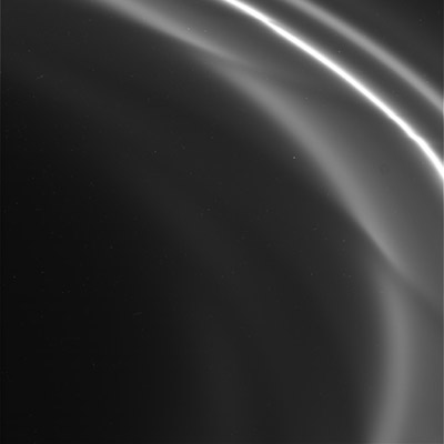 Primer plano del misterioso Anillo F de Saturno. Imagen Cassini/NASA-ESA