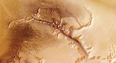 Echus Chasma, nadir view
