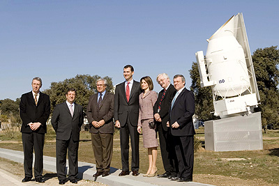 The Prince and Princess of Asturias with dignitaries