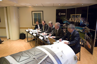 ATV Programme managers brief press in Paris