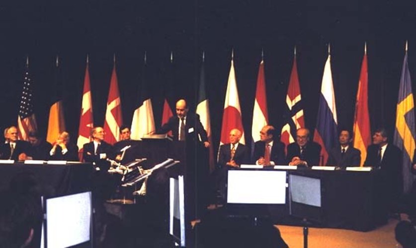 ESA DG addresses IGA participants, January 1998