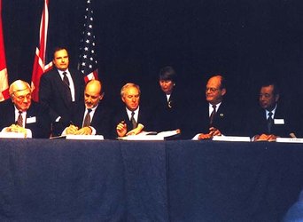 ESA DG signs ISS agreement, January 1998
