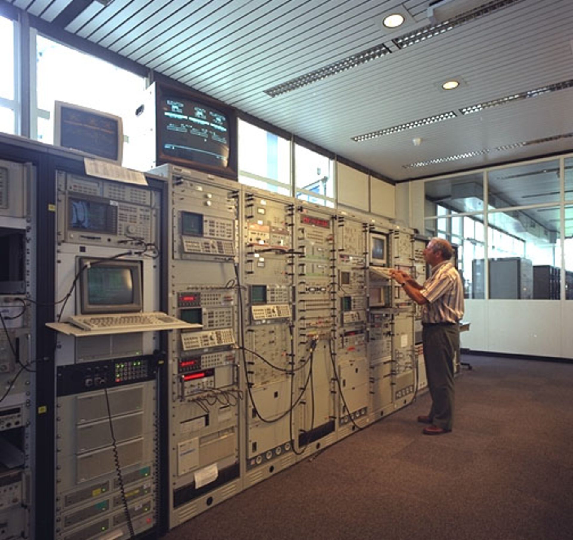 ESA/Redu In-orbit Test &amp; Monitoring Room