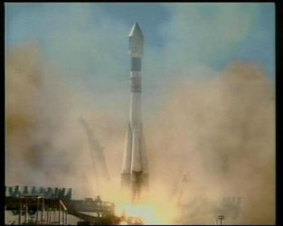 Lift-off of Soyuz with second Cluster pair