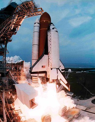 Launch STS-75