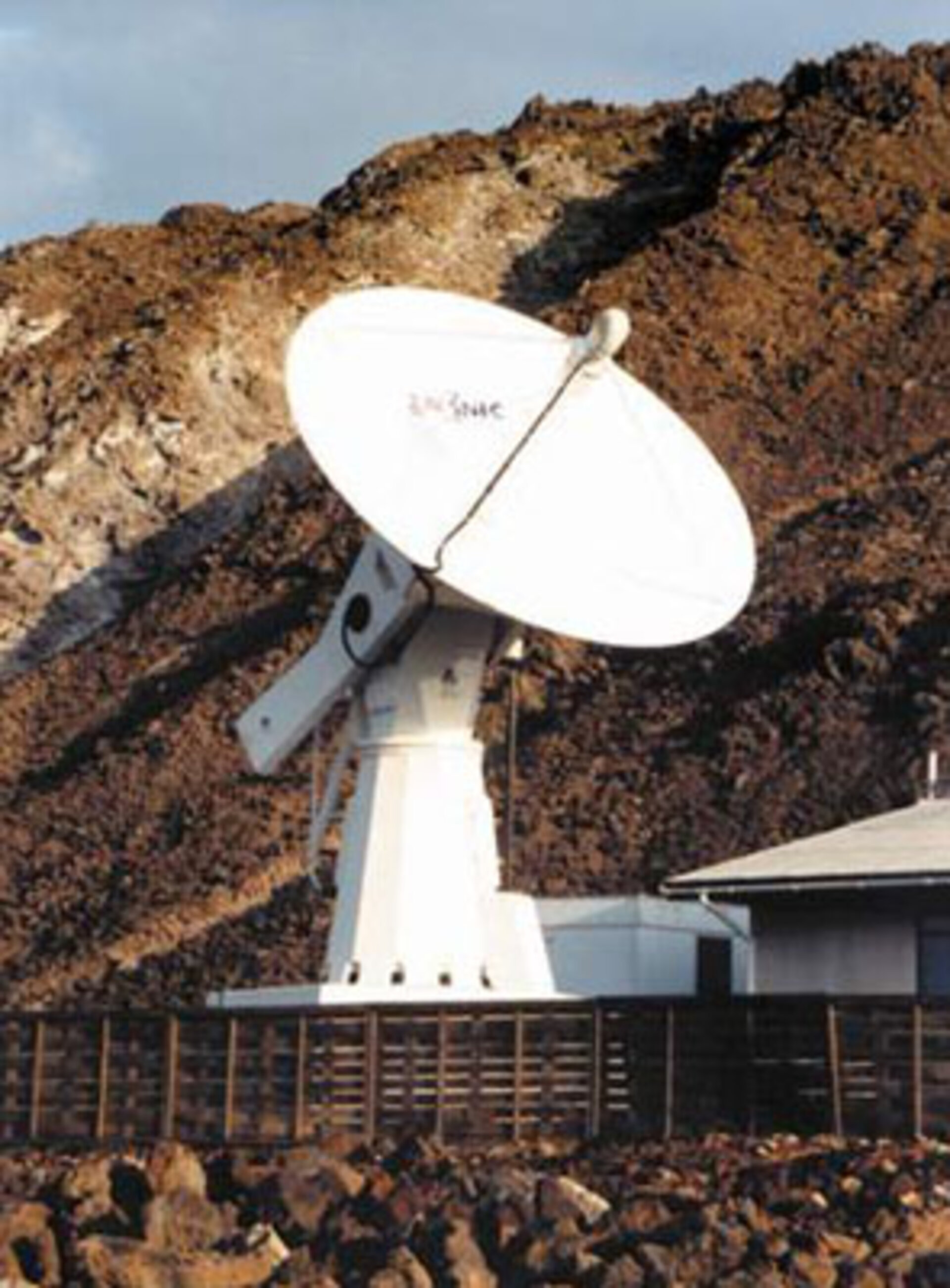 Ground station on Ascension Island used to track satellites and launchers