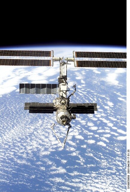 ISS met Canadarm