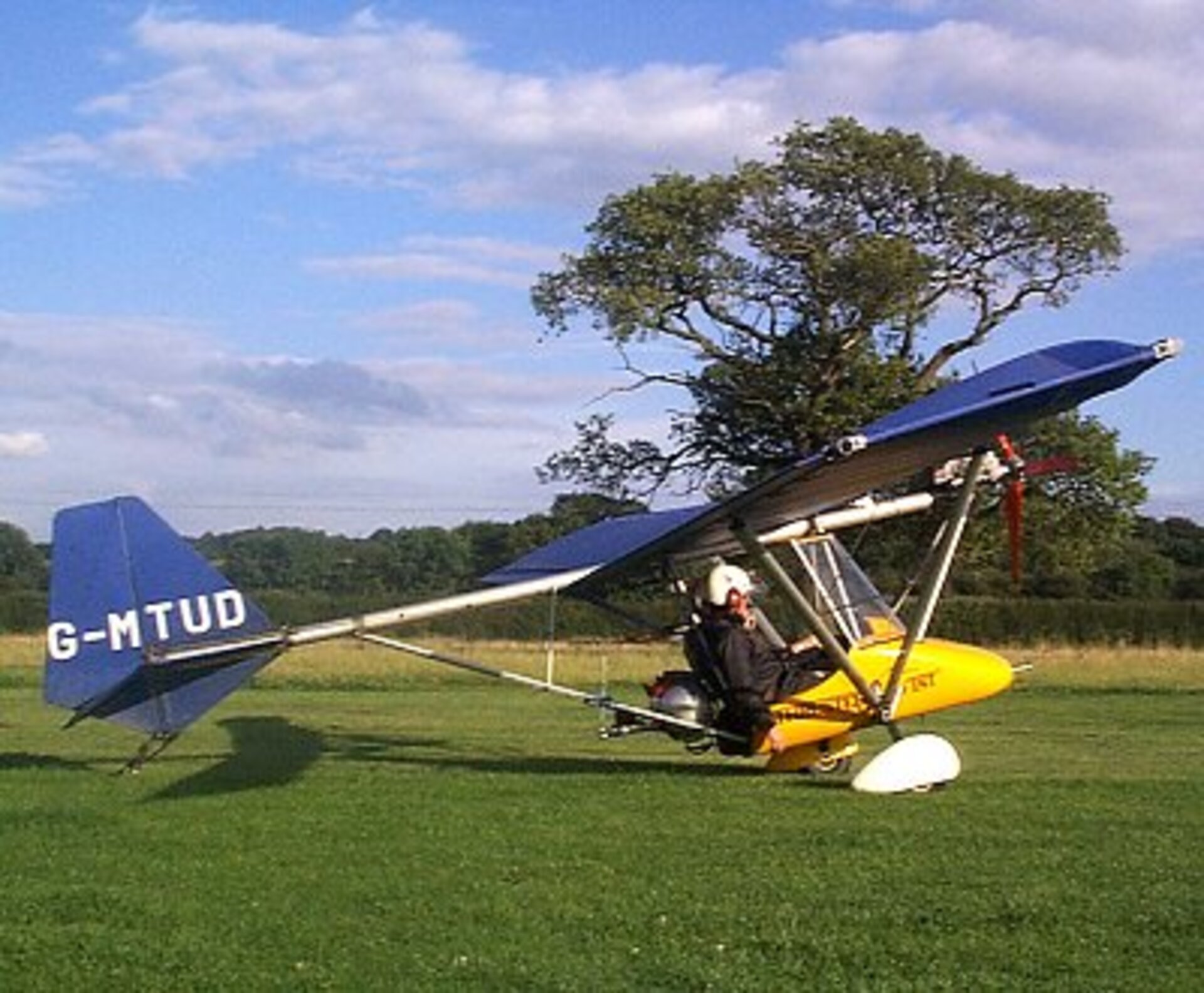 Microlight for aerial photography
