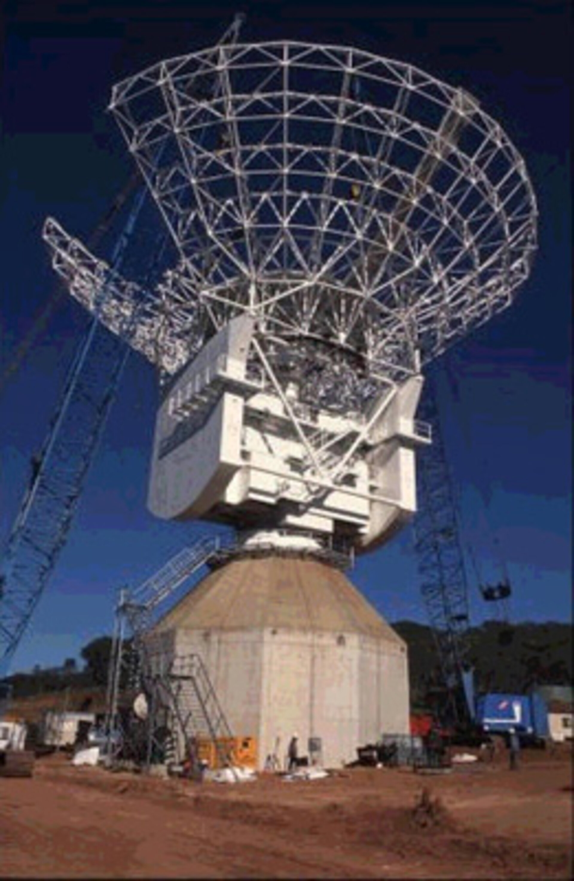 Die 35m-Antenne in Australien