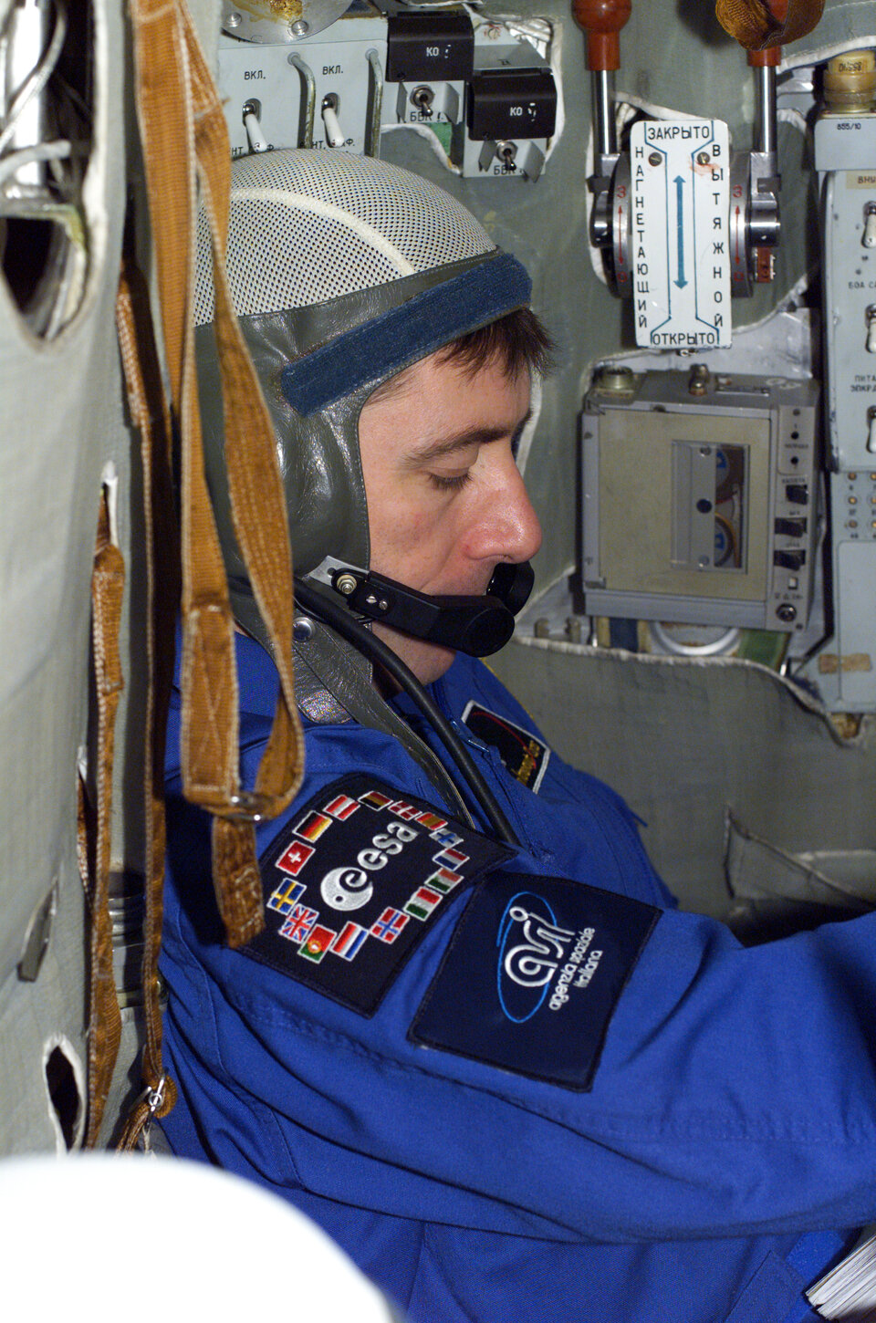 Flight training in the Soyuz simulator at Star City