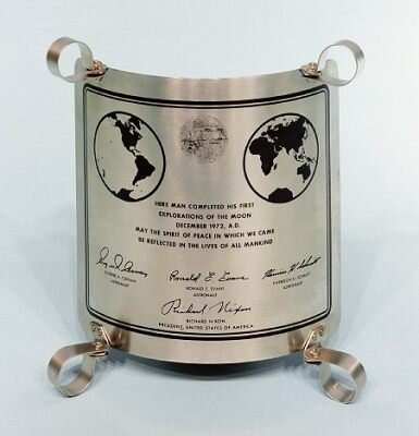 Apollo 17 plaquette