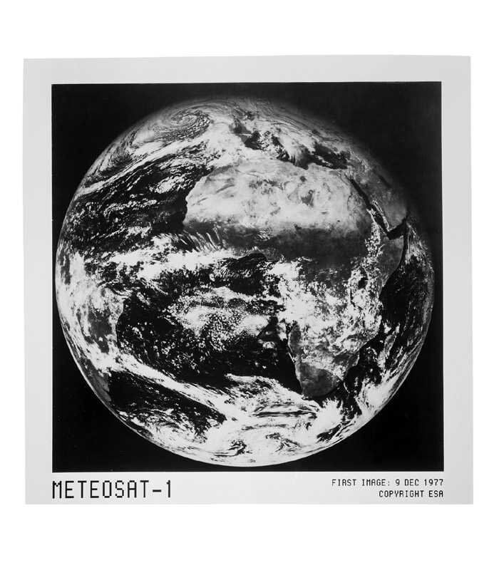 De eerste Meteosat-opname van de aarde (december 1977)