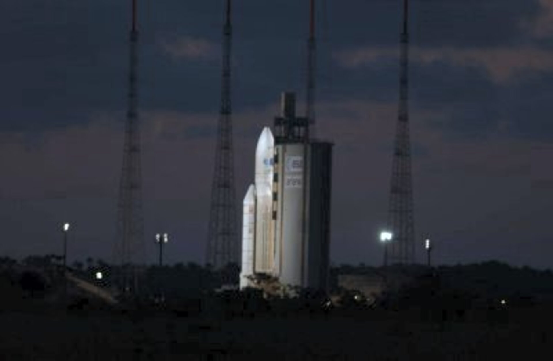 Ariane 5 mit MSG auf der Startrampe