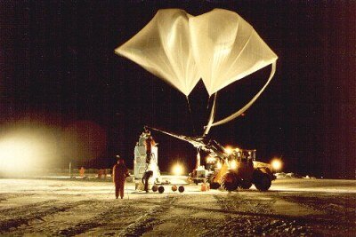 The secondary balloon used to lift the payload