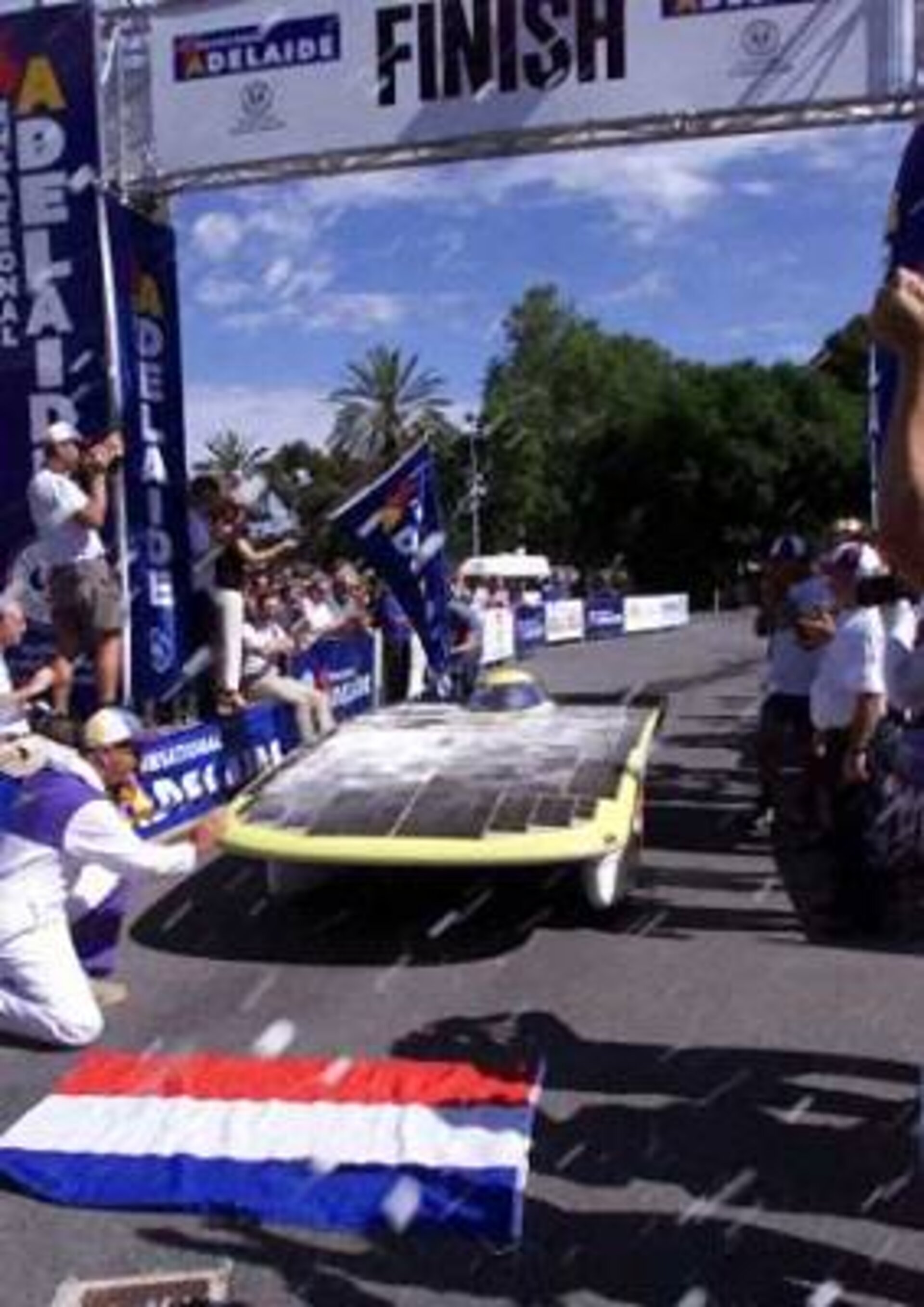 Winner of 2001 World Solar Challenge, the Nuna solar car, uses space material