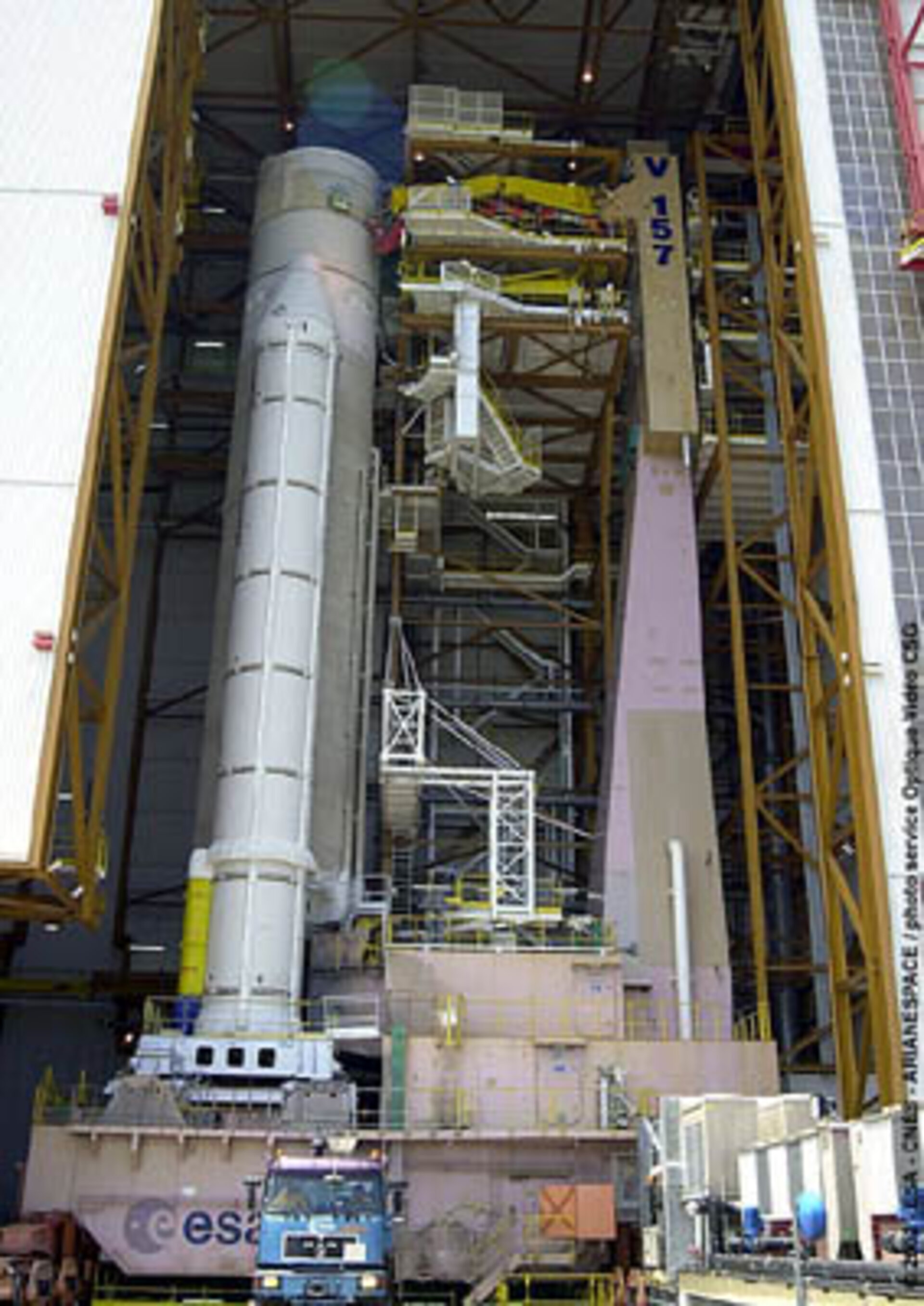 Flight 157 - Ariane 5 ready to move to the final assembly facilty
