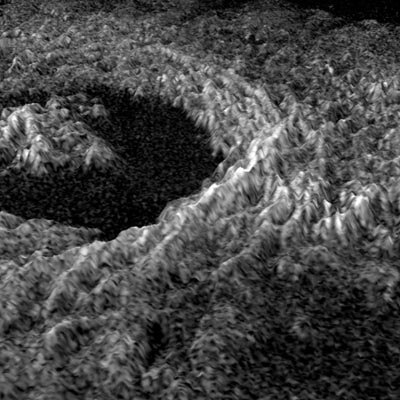 De krater Golubkina met een diameter van 34 kilometer op het oppervlak van onze ruimtebuur