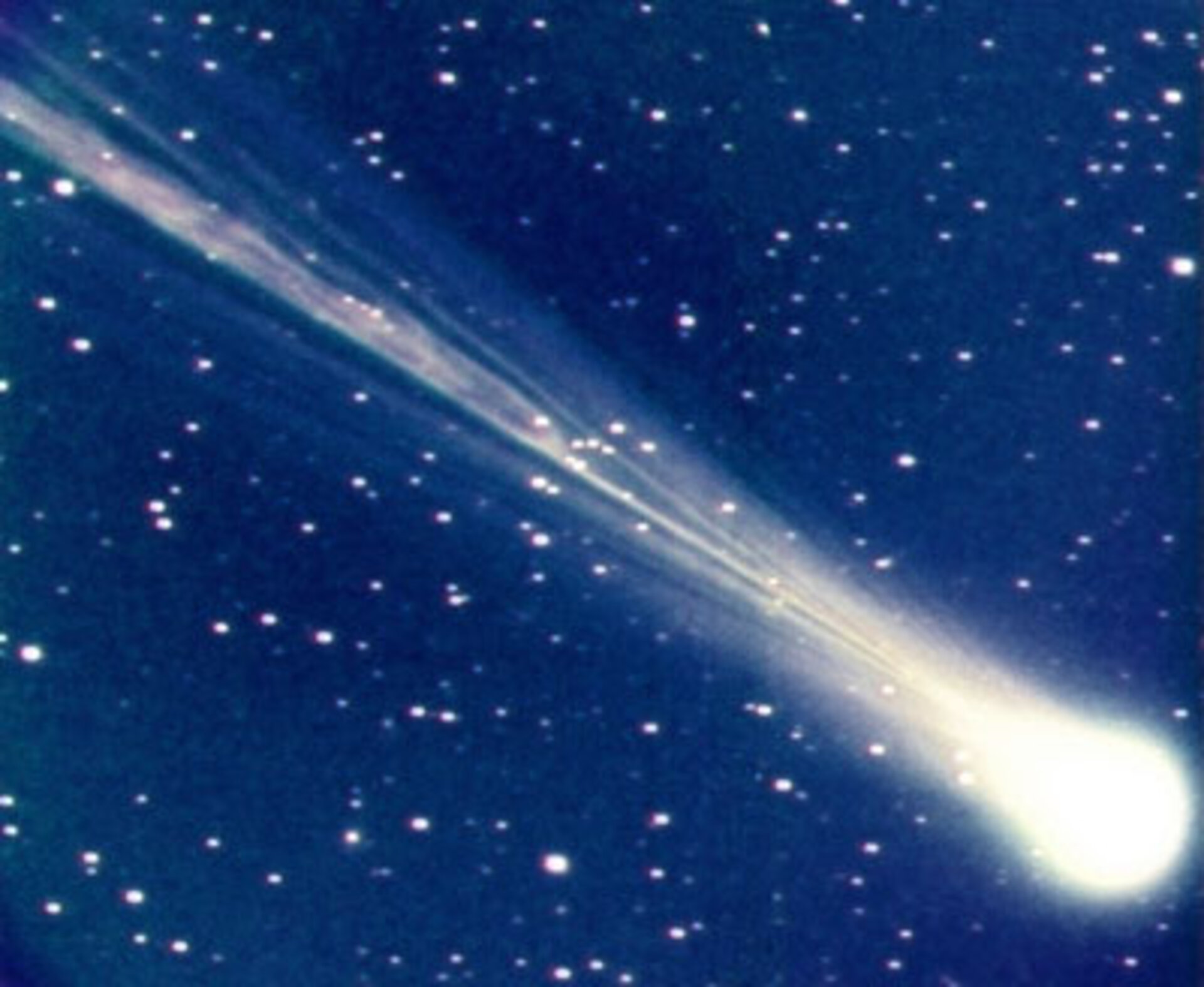 Image of Comet C/2002 V1 (NEAT)