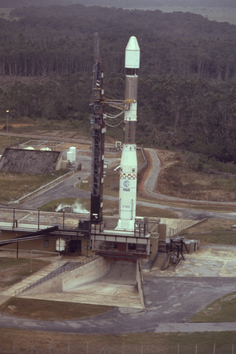 Ariane L01 ready for launch