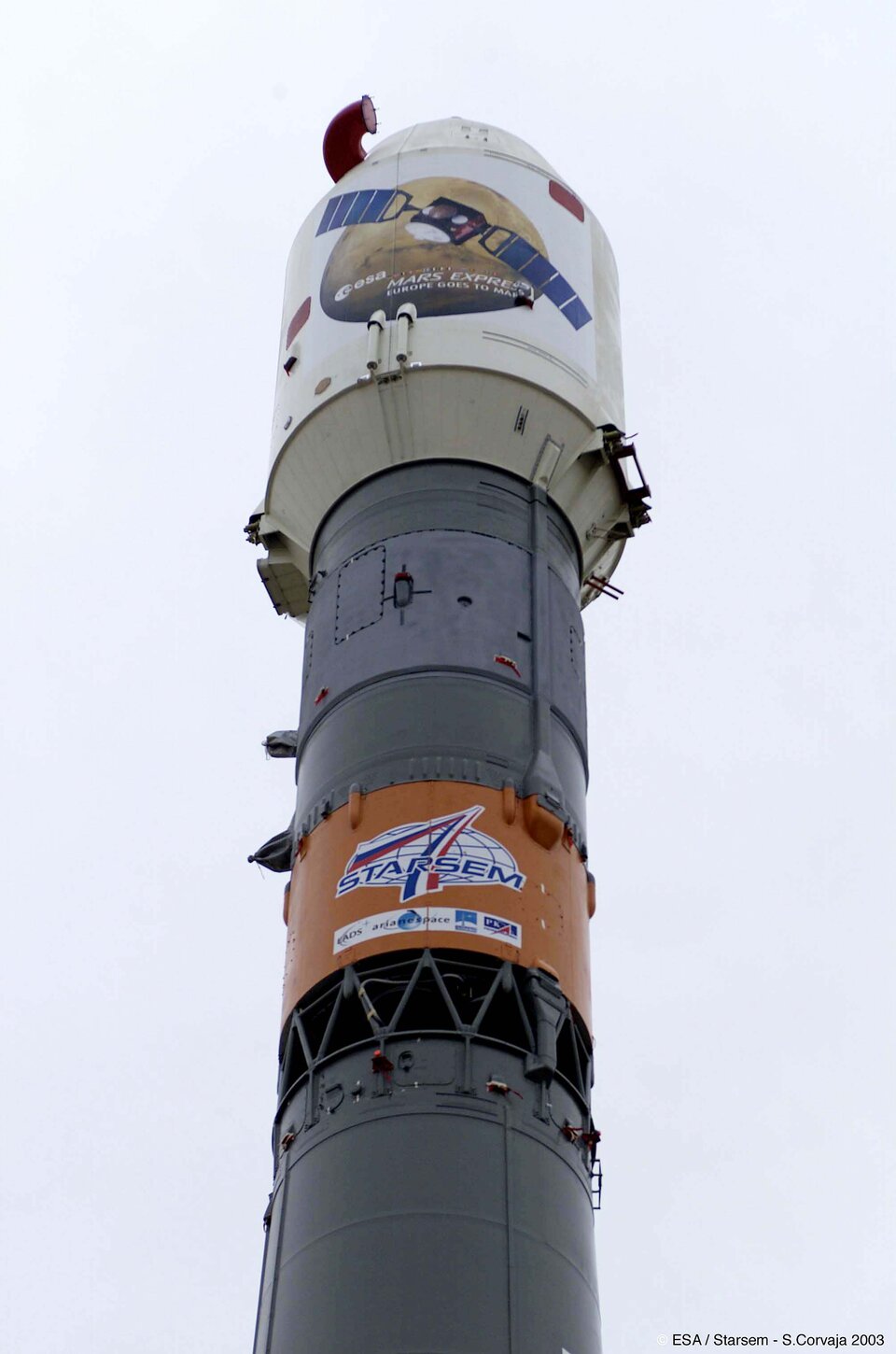 Il lanciatore Soyuz con il logo di Mars Express