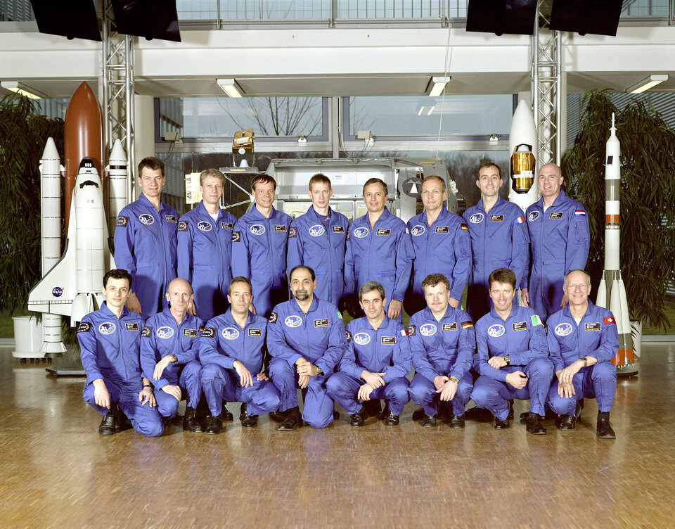 De ESA astronauten corps met rechtsachter André Kuipers