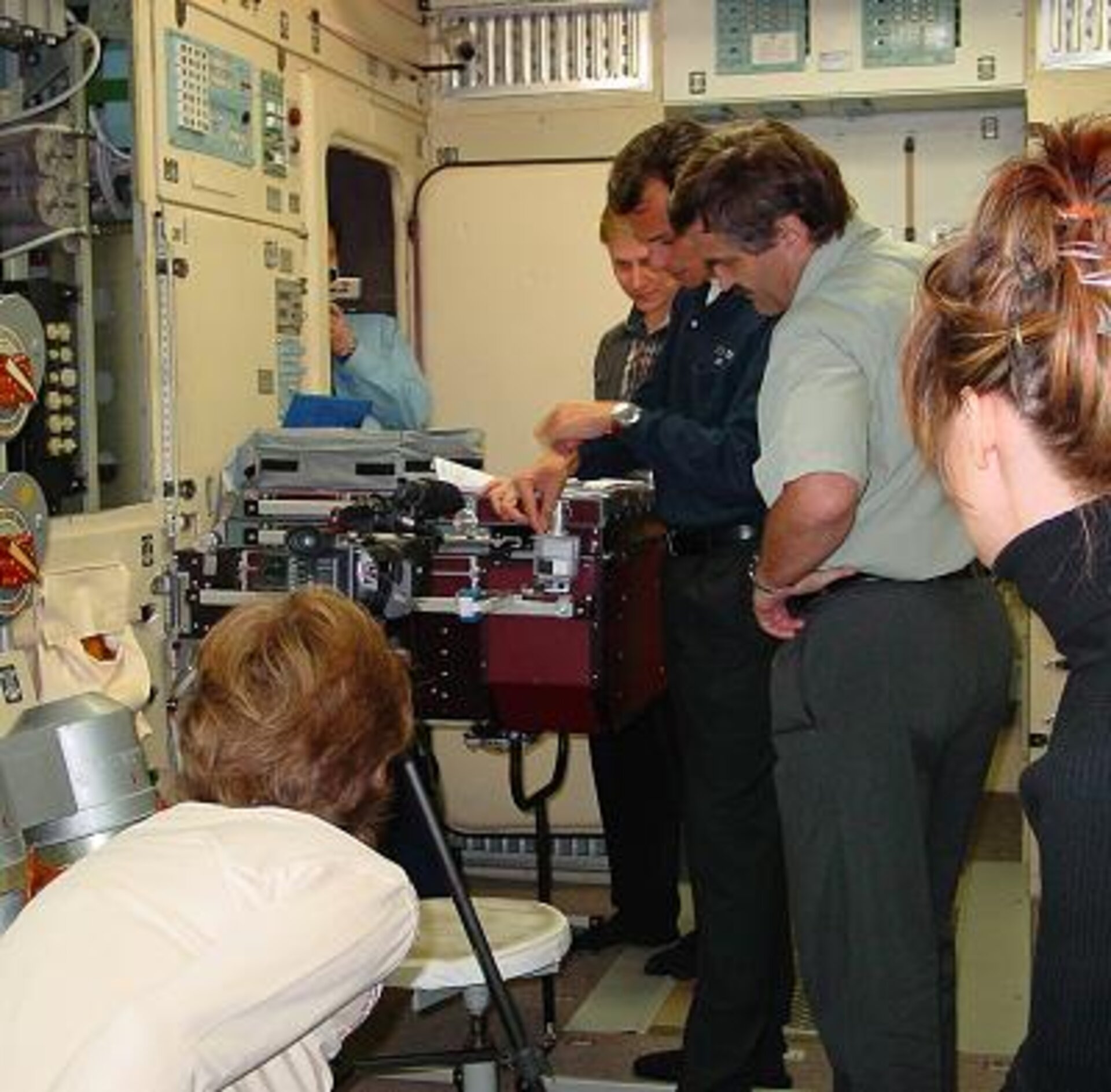 Training for the education experiments ahead of the Cervantes Mission