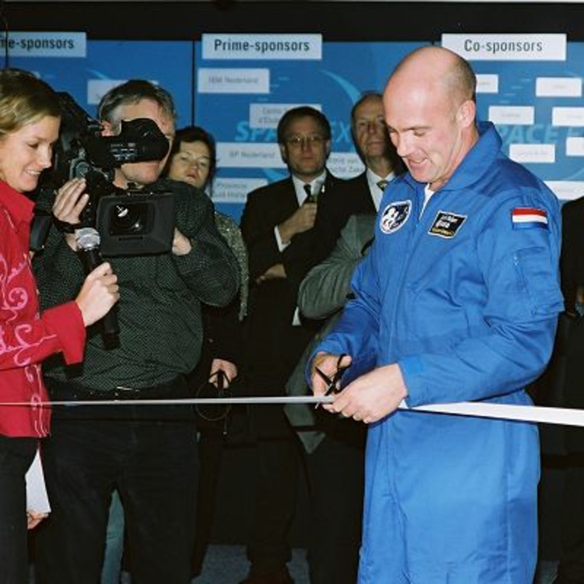 André Kuipers opens an exhibition about his life and his upcoming mission at the Space Expo