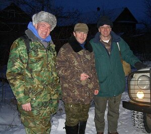 The Soyuz TMA-4 crew spent some time together in a Russian forest