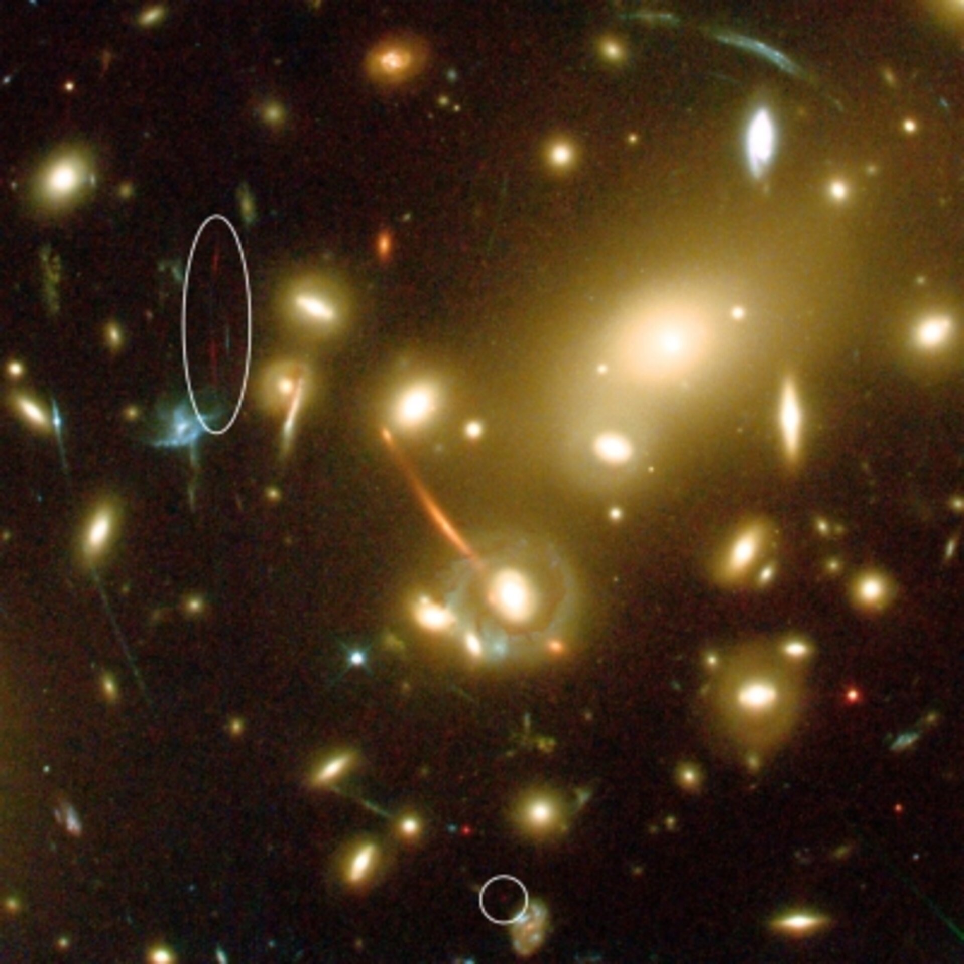 Close-up of the large galaxy cluster Abell 2218