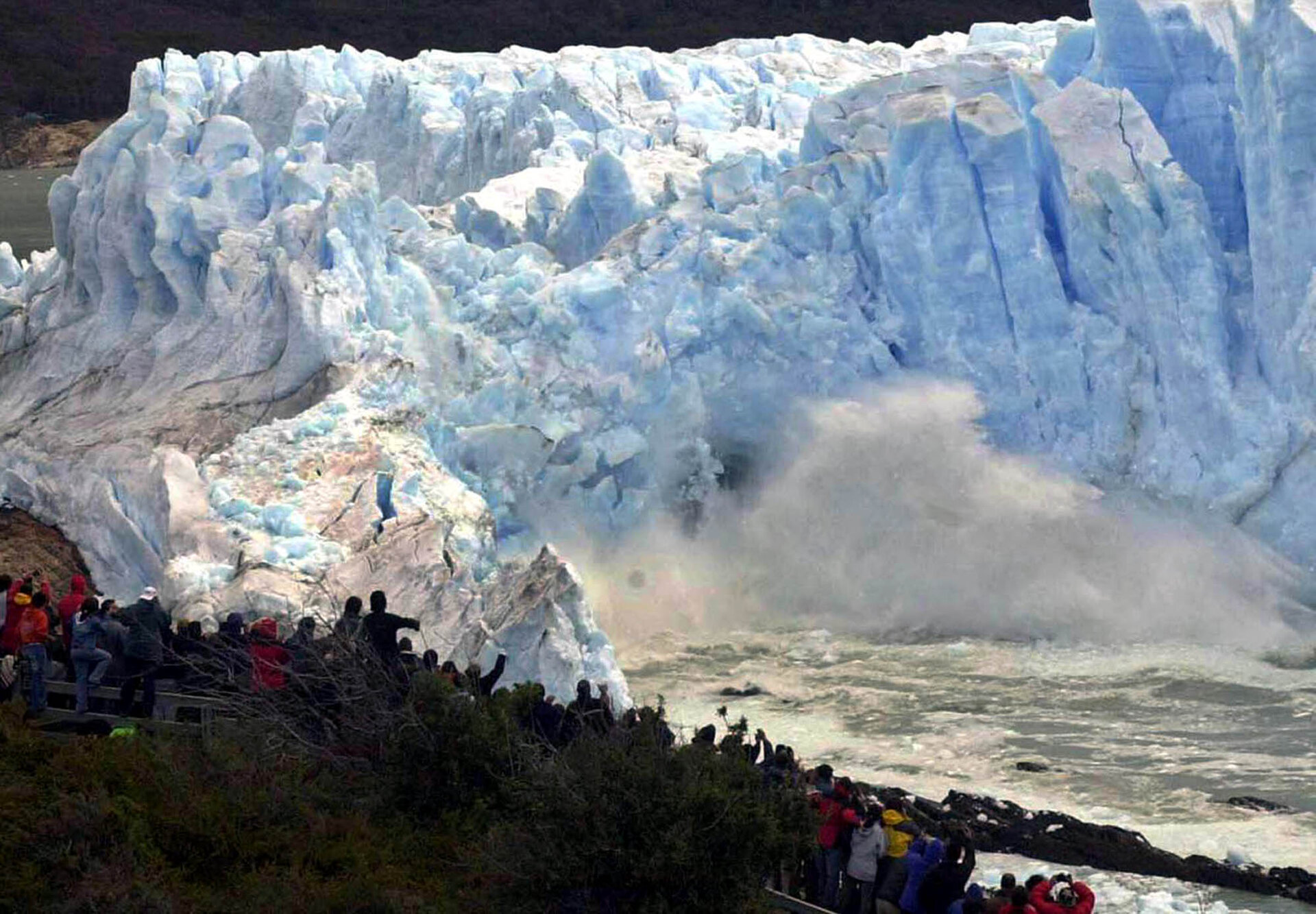 The glacier wall gives way