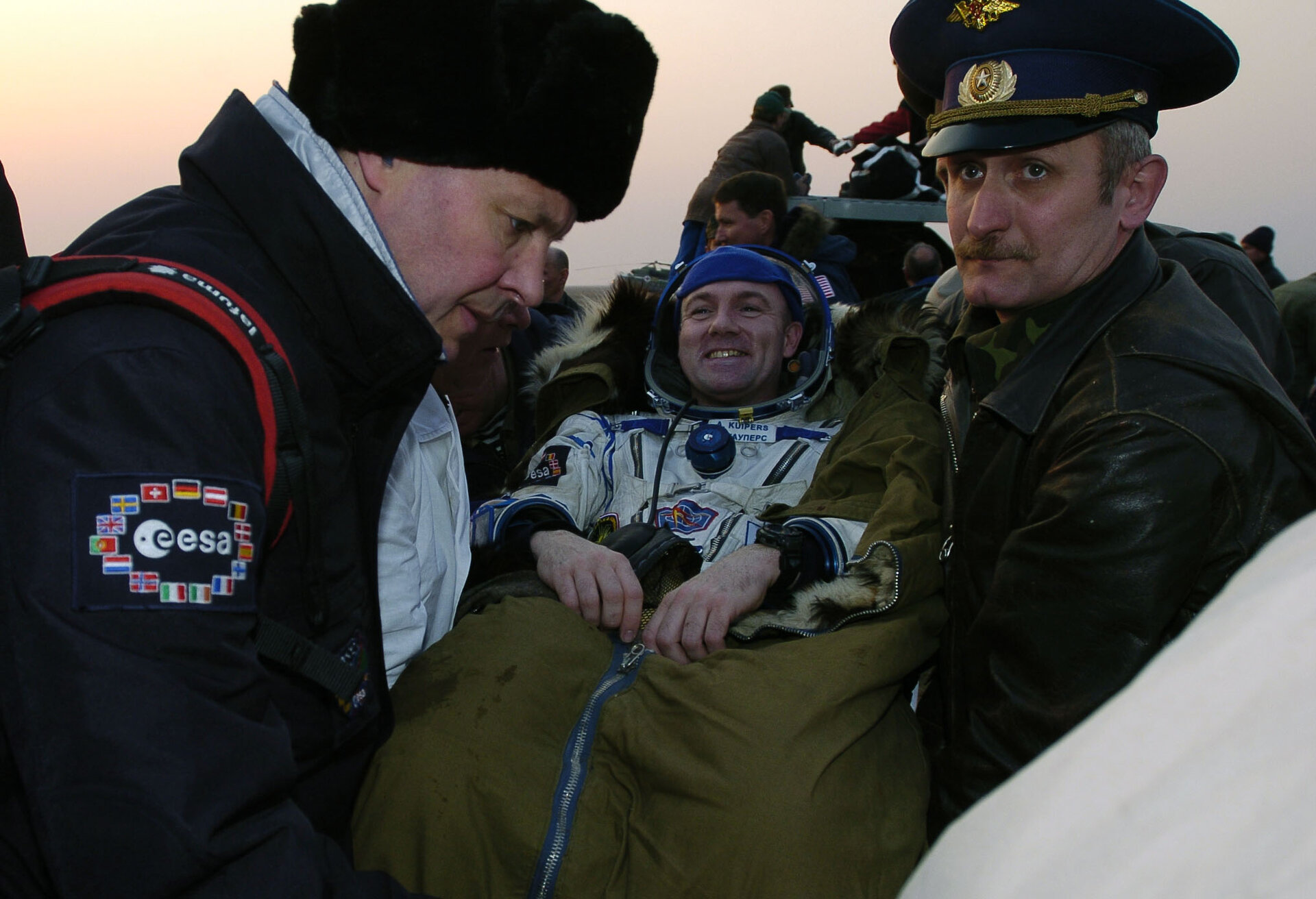 Andre Kuipers safely back on Earth