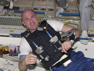 ESA-astronaut André Kuipers tijdens zijn ruimtemissie in April 2004
