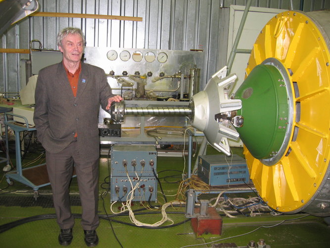 The Russian made docking system of the ATV and its inventor Vladimir Syromiatnikov