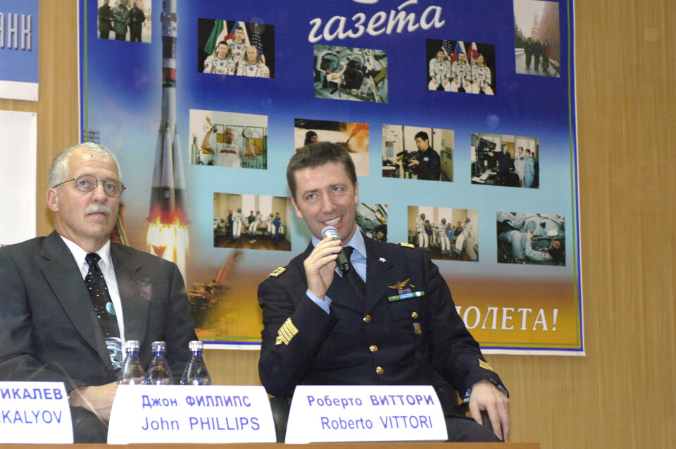John Phillips and Roberto Vittori during the pre-launch press conference