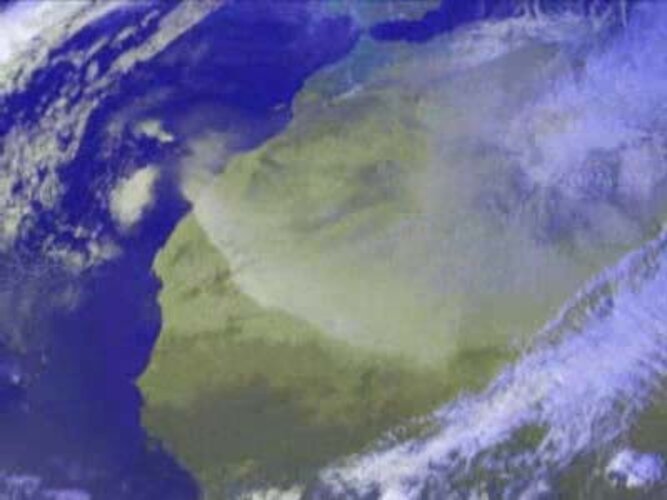 A dust storm as seen by MSG-1
