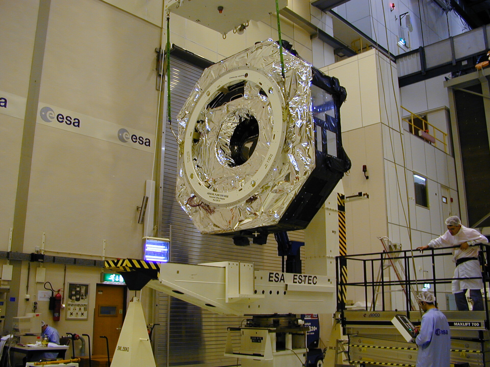 Metingen van de massakenmerken van de Herschel servicemodule