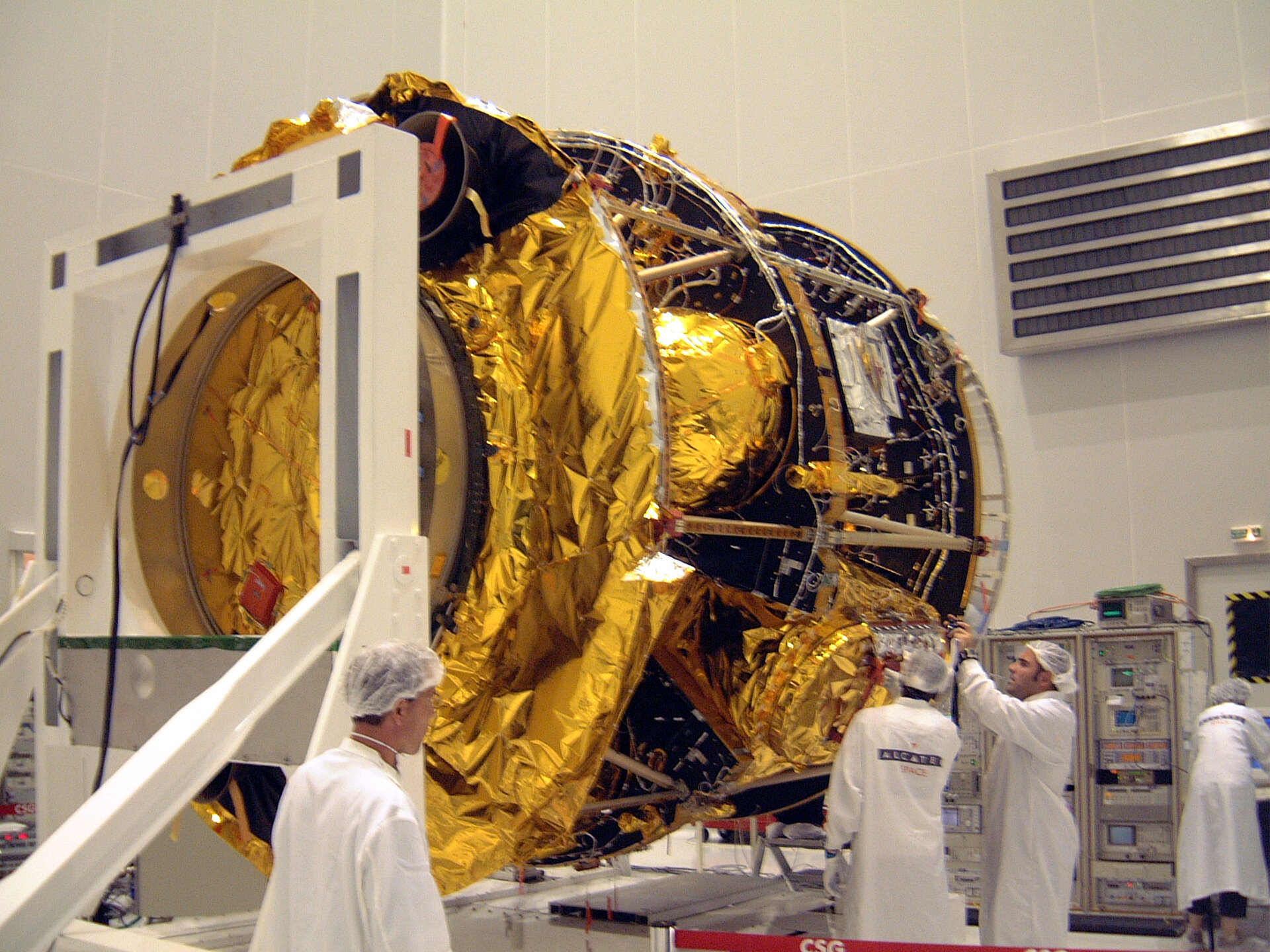 MSG-2  in horizontal position for platform inspection