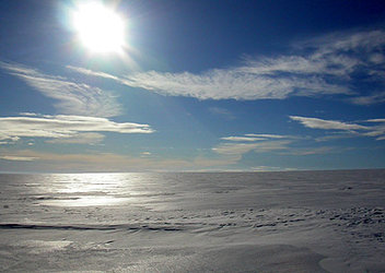 Vast expanse of ice sheet