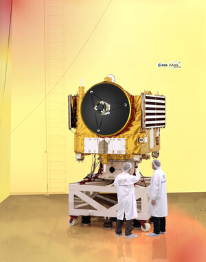 Venus Express probe in Intespace facility