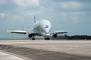 The Beluga aircraft carrying the Columbus laboratory arrives at NASA's Kennedy Space Center