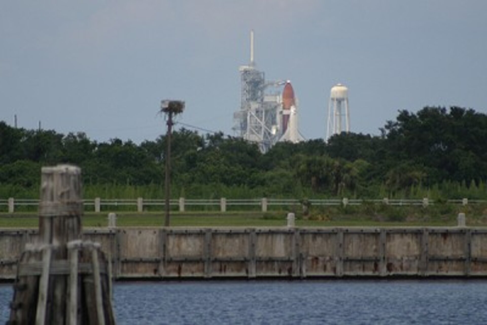 Space Shuttle Discovery stands ready on Launch Pad 39B