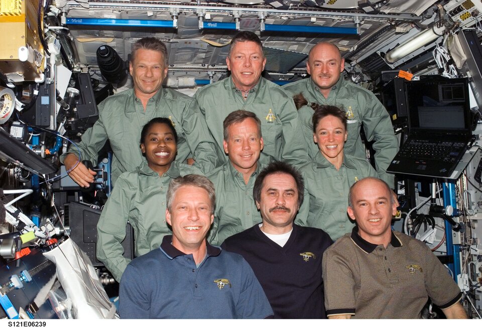STS-121 and Expedition 13 crews spent nine days working together on board ISS
