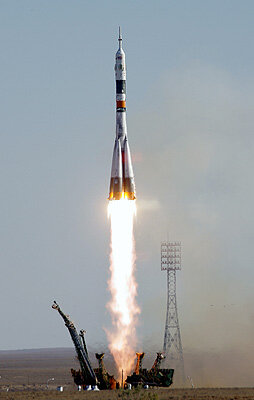 Soyuz TMA-9 lanciato con successo