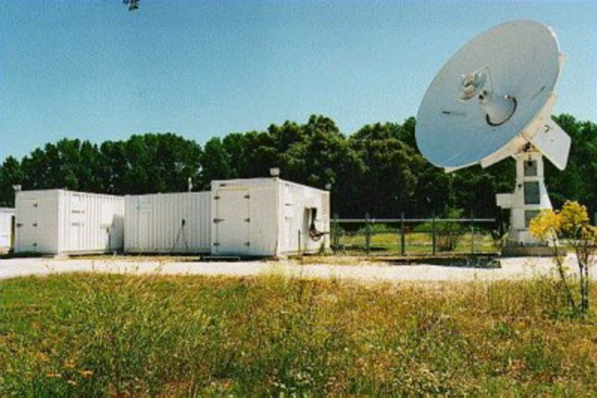 Transportable S-band ground station