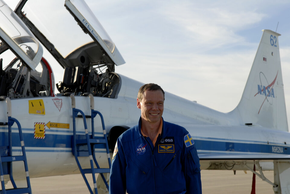 ESA astronaut Christer Fuglesang shortly after arrival at KSC for the termal countdown demonstration test