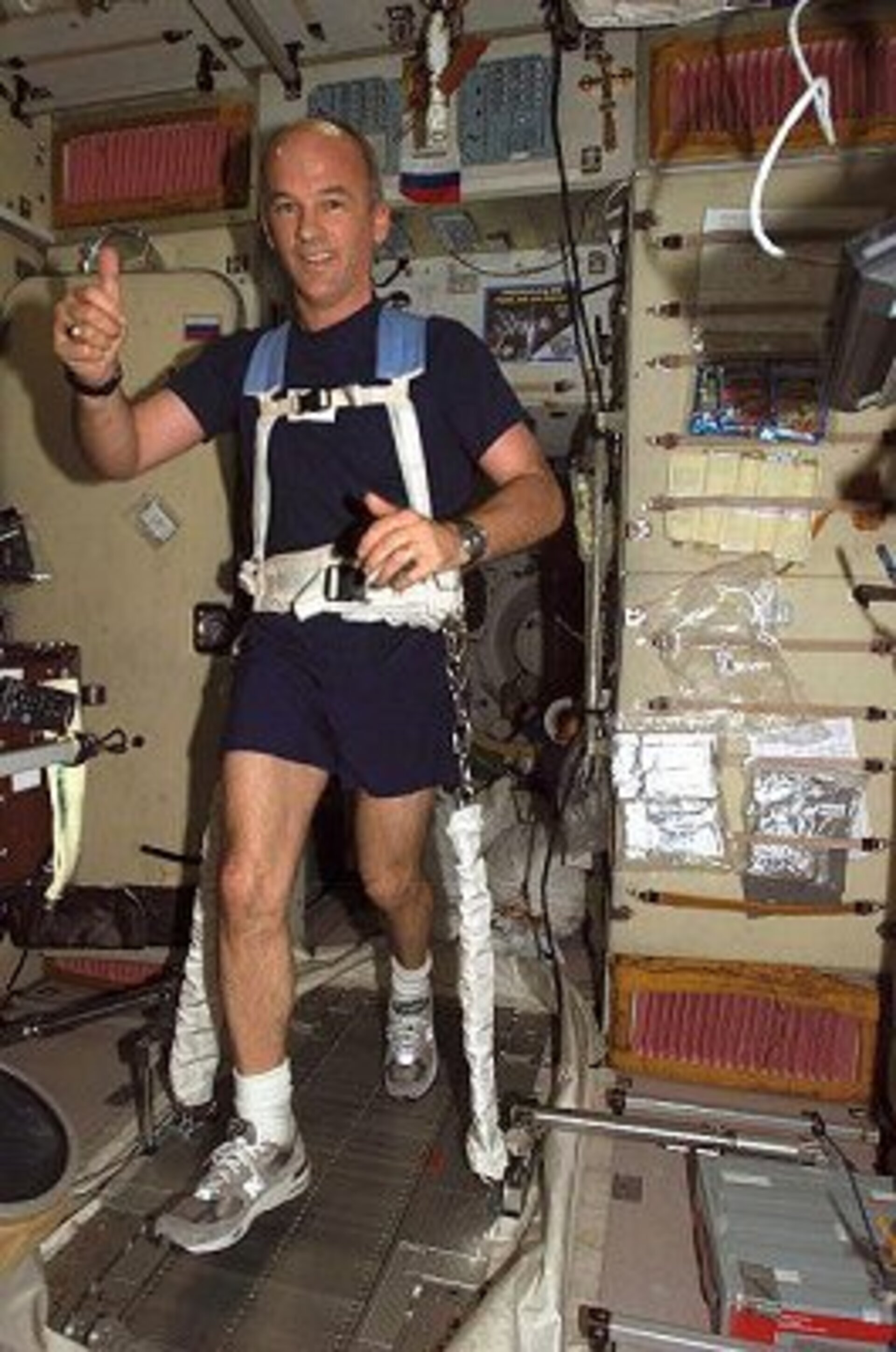 Det är viktigt att astronauterna tränar regelbundet. På så sätt kan de minimera de fysiologiska problemen.
