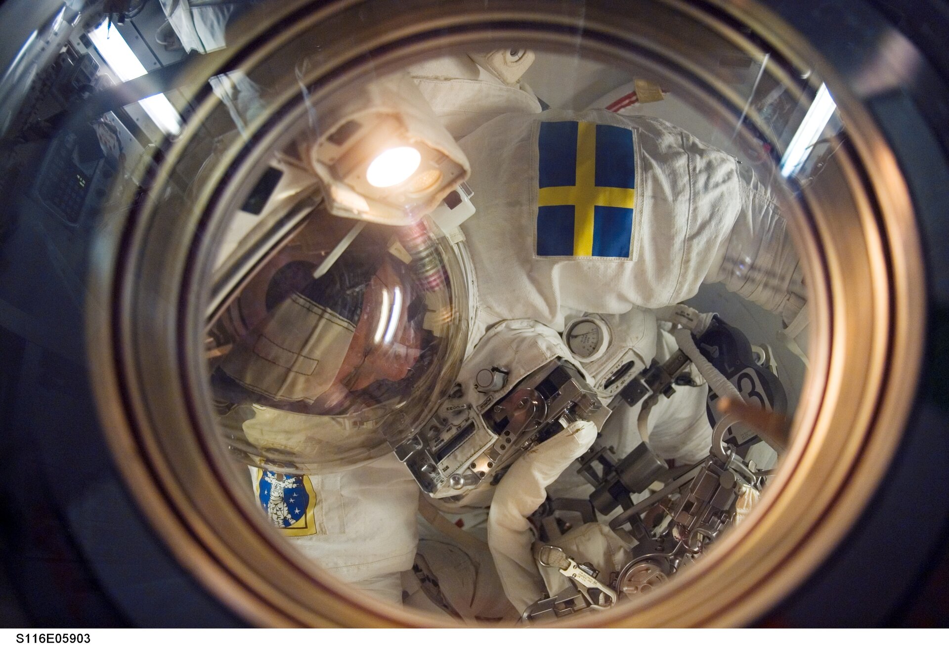 Christer Fuglesang prepares for his first spacewalk