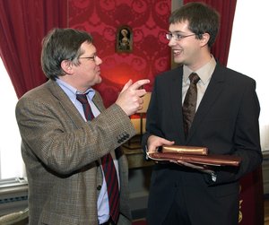 Le lauréat du Prix OdISSEA en conversation avec le sénateur L. Vandenhove