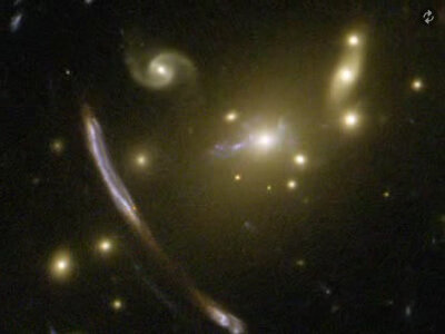 Zooming and panning on galaxy cluster Abell 2667.
